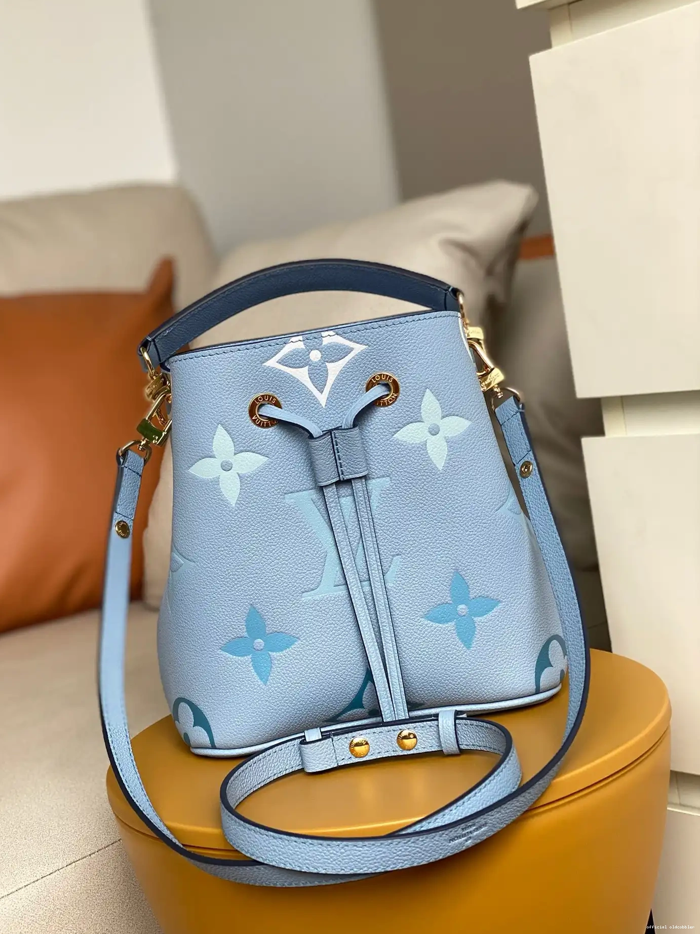 Official oldcobbler VUITTON NÉONOÉ LOUIS BB 0626